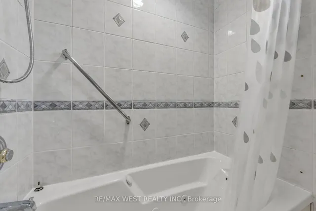 Additional property image - 15 Breadner Dr