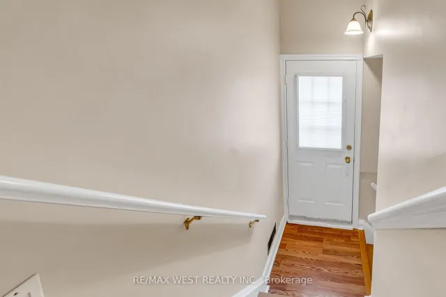 Additional property image - 15 Breadner Dr