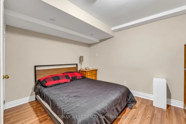 Additional property image - 15 Breadner Dr