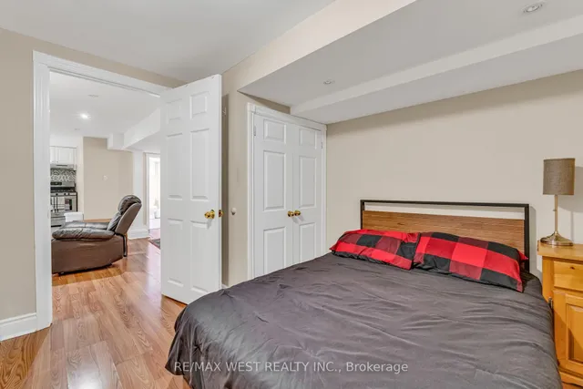 Additional property image - 15 Breadner Dr