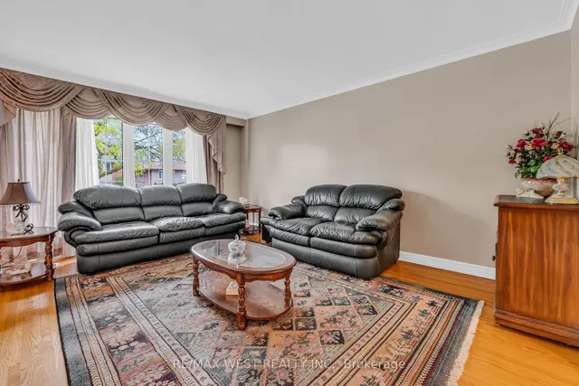 Additional property image - 15 Breadner Dr