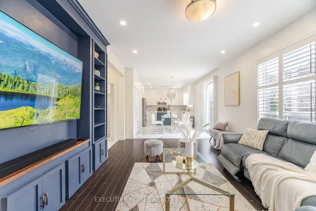 Additional property image - 1121 Meighen Way