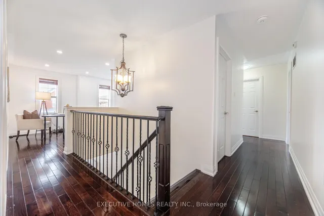 Additional property image - 1121 Meighen Way