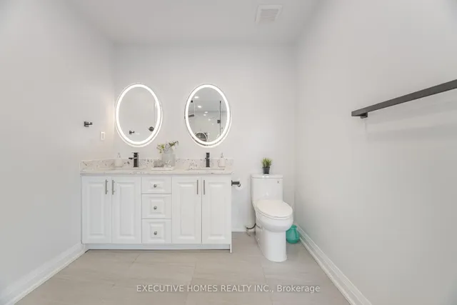 Additional property image - 1121 Meighen Way