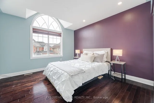Additional property image - 1121 Meighen Way