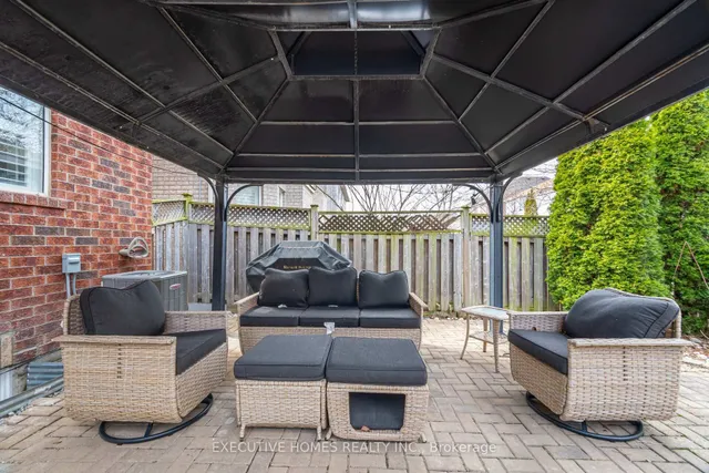 Additional property image - 1121 Meighen Way