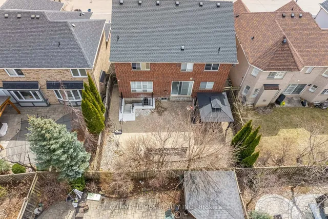 Additional property image - 1121 Meighen Way
