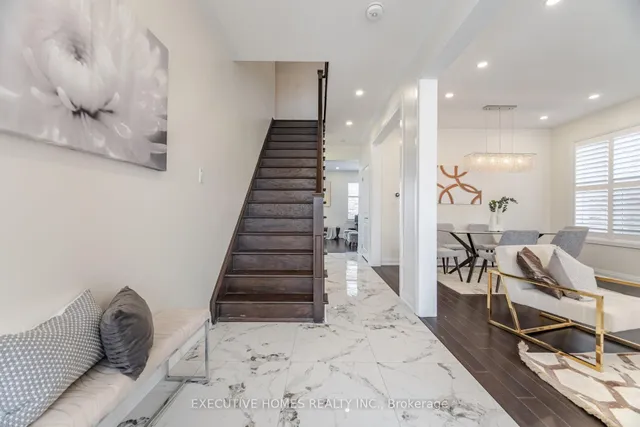 Additional property image - 1121 Meighen Way