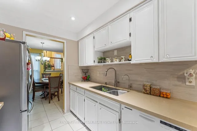 Additional property image - 85 Simmons Blvd