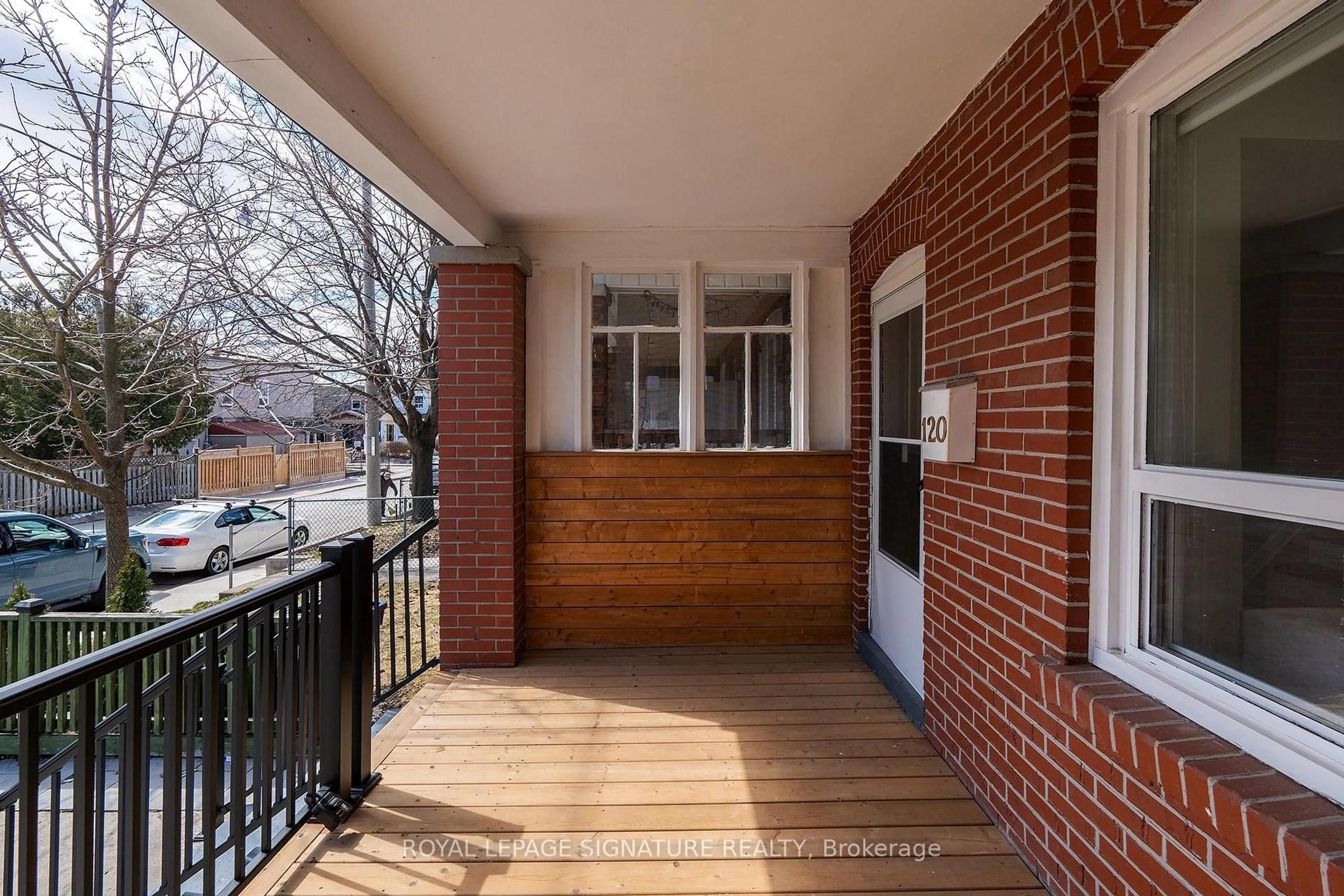 Unknown for 120 Ascot Ave, Toronto Ontario M6E 1G2