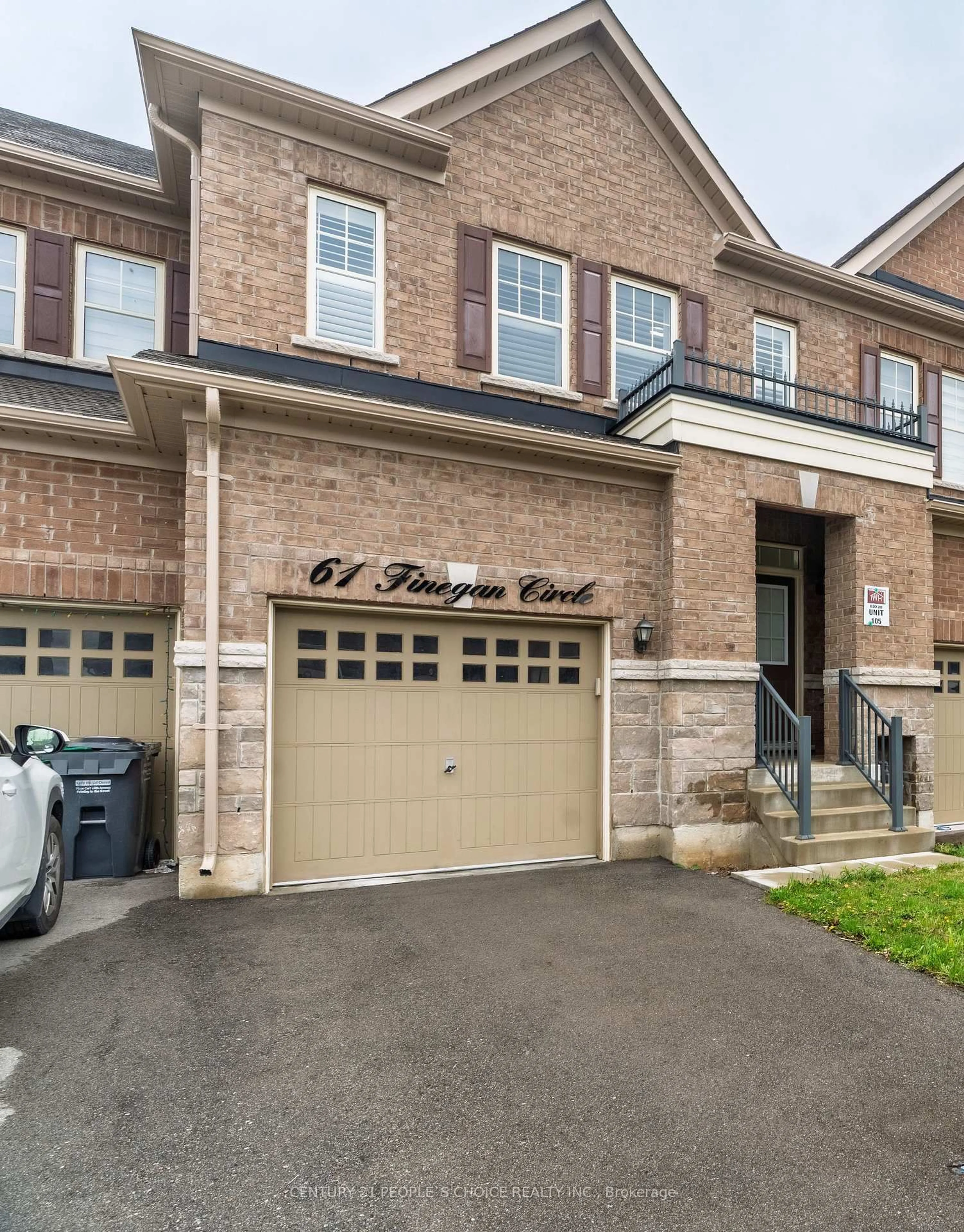 Home with brick exterior material, street for 61 Finegan Circ, Brampton Ontario L7A 4Z8