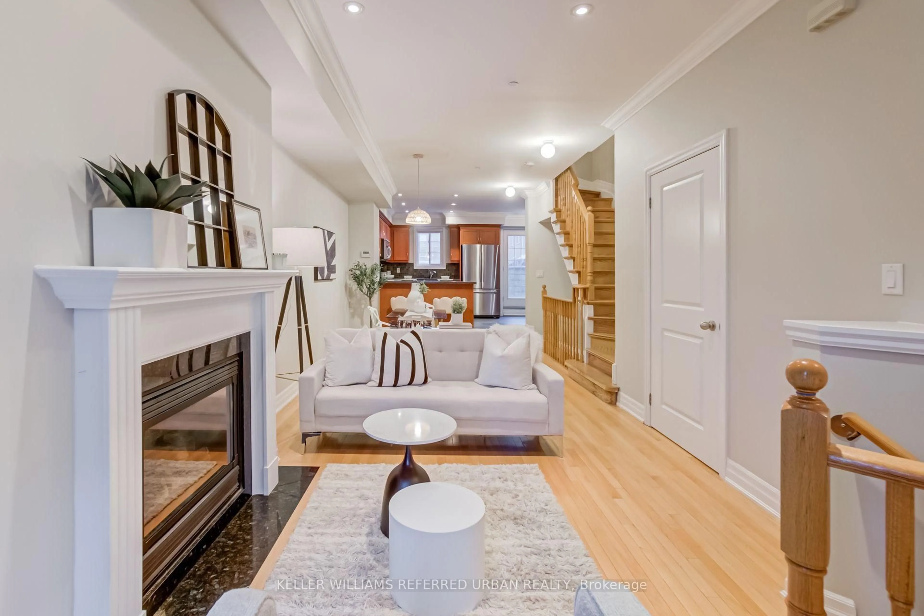 Living room with furniture, unknown for 339 Royal York Rd, Toronto Ontario M8Y 2P8