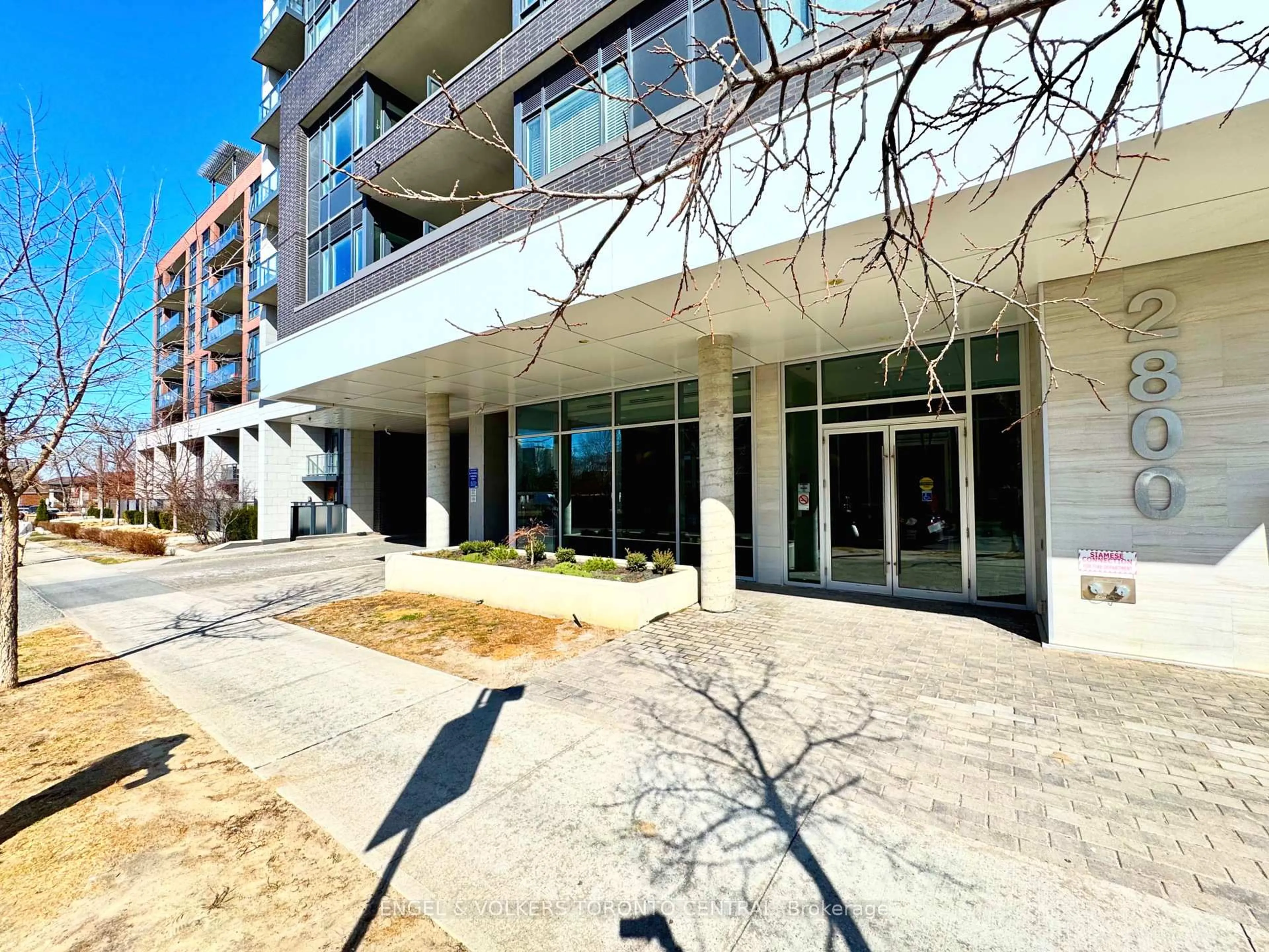 Indoor foyer for 2800 Keele St #524, Toronto Ontario M3M 2G4