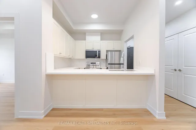 Additional property image - 2326 TAUNTON Rd Unit 103