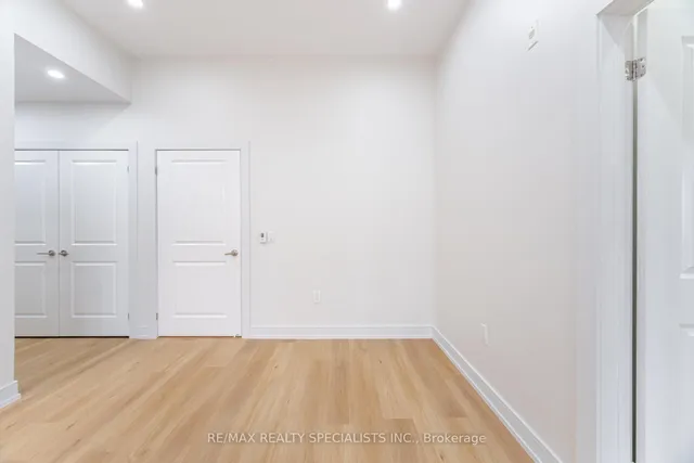 Additional property image - 2326 TAUNTON Rd Unit 103