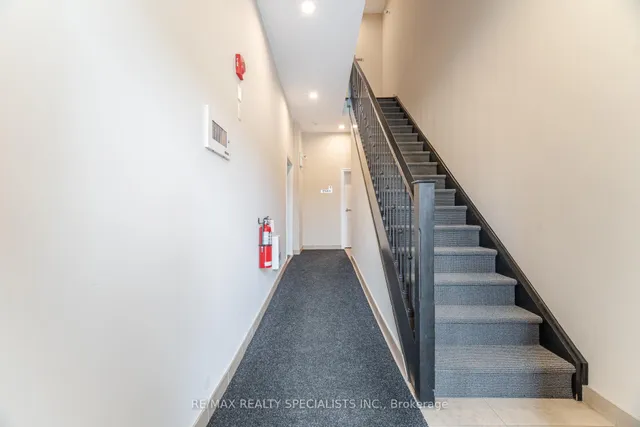 Additional property image - 2326 TAUNTON Rd Unit 103