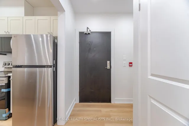 Additional property image - 2326 TAUNTON Rd Unit 103
