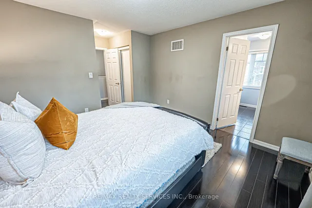Additional image 33 of 38 Arkwright Dr
