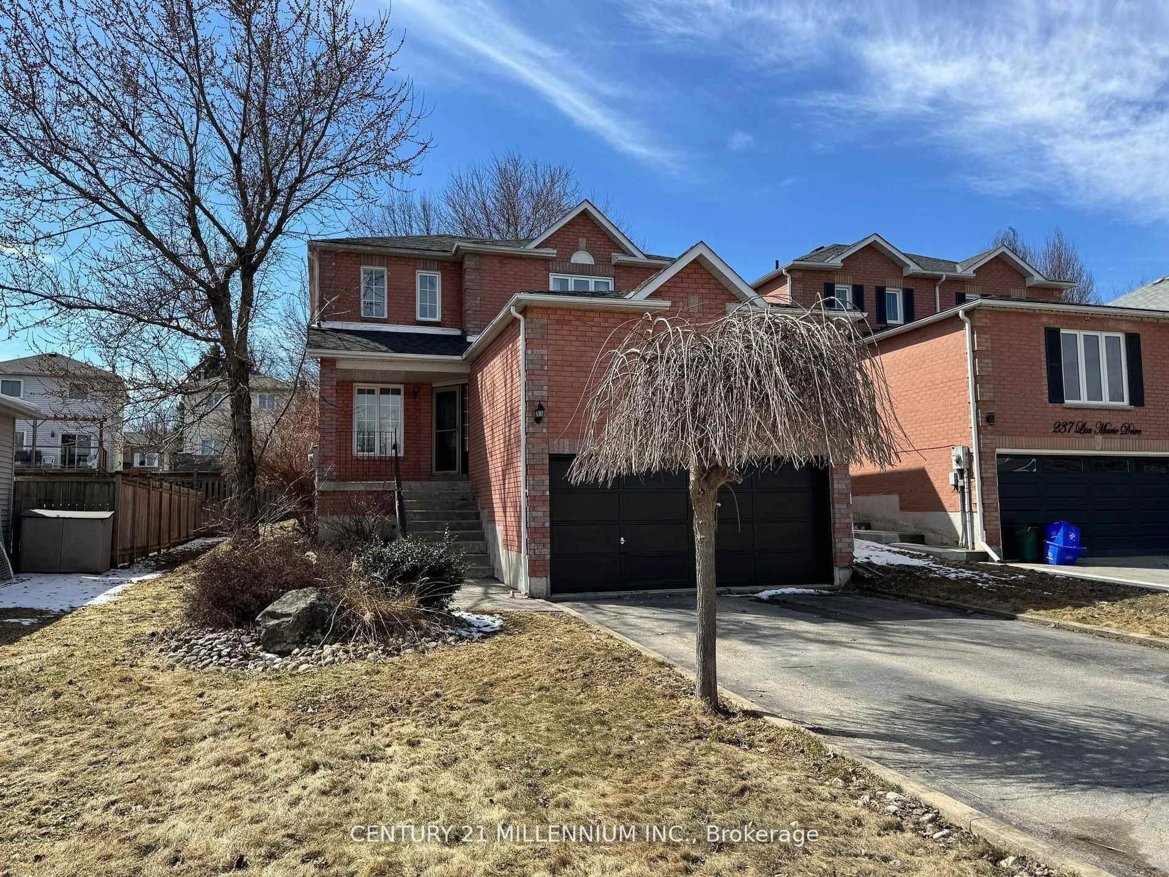Home with brick exterior material, street for 239 Lisa Marie Dr, Orangeville Ontario L9W 4P6