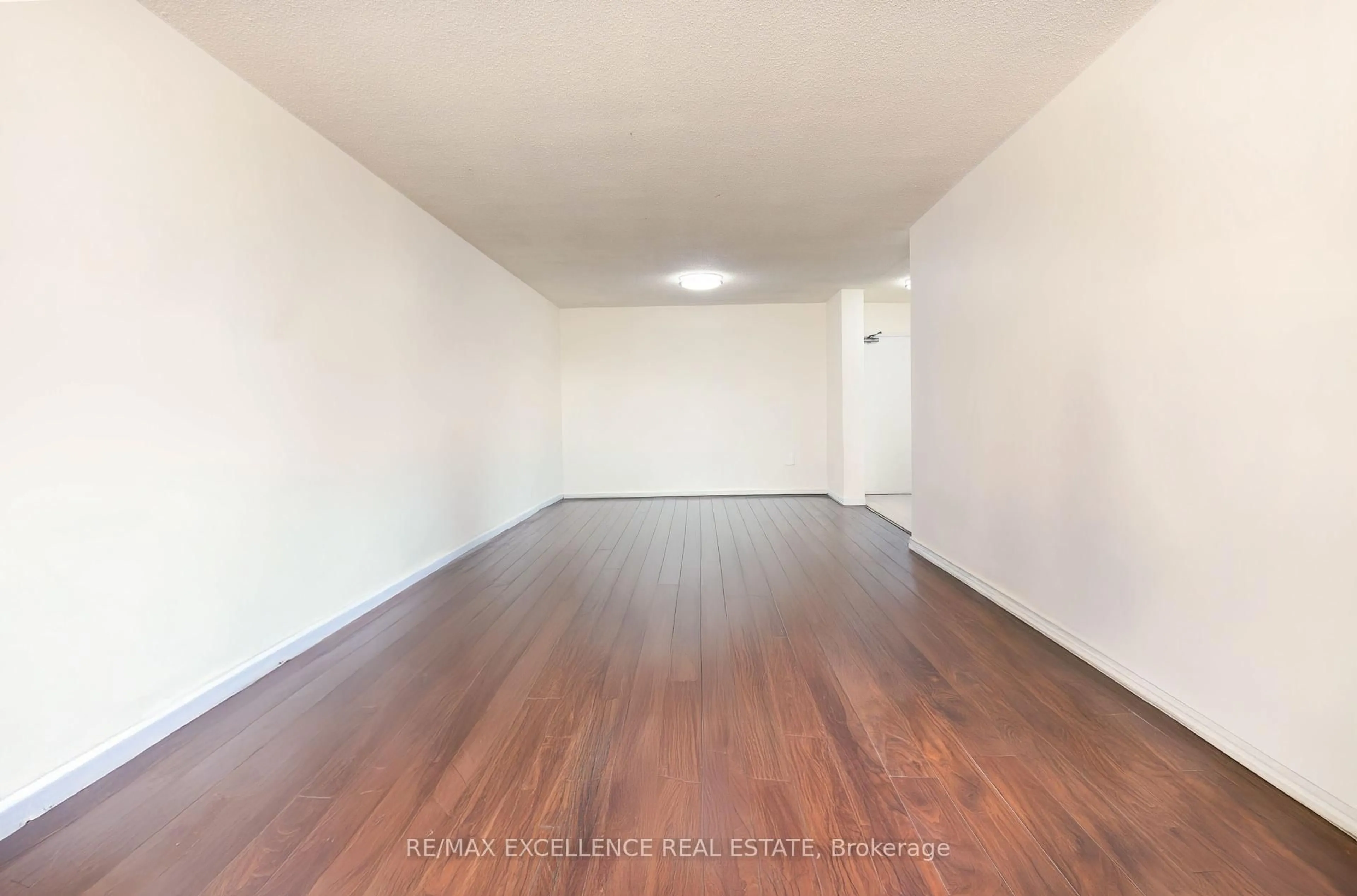 A pic of a room for 370 Dixon Rd #2116, Toronto Ontario M9R 1T2