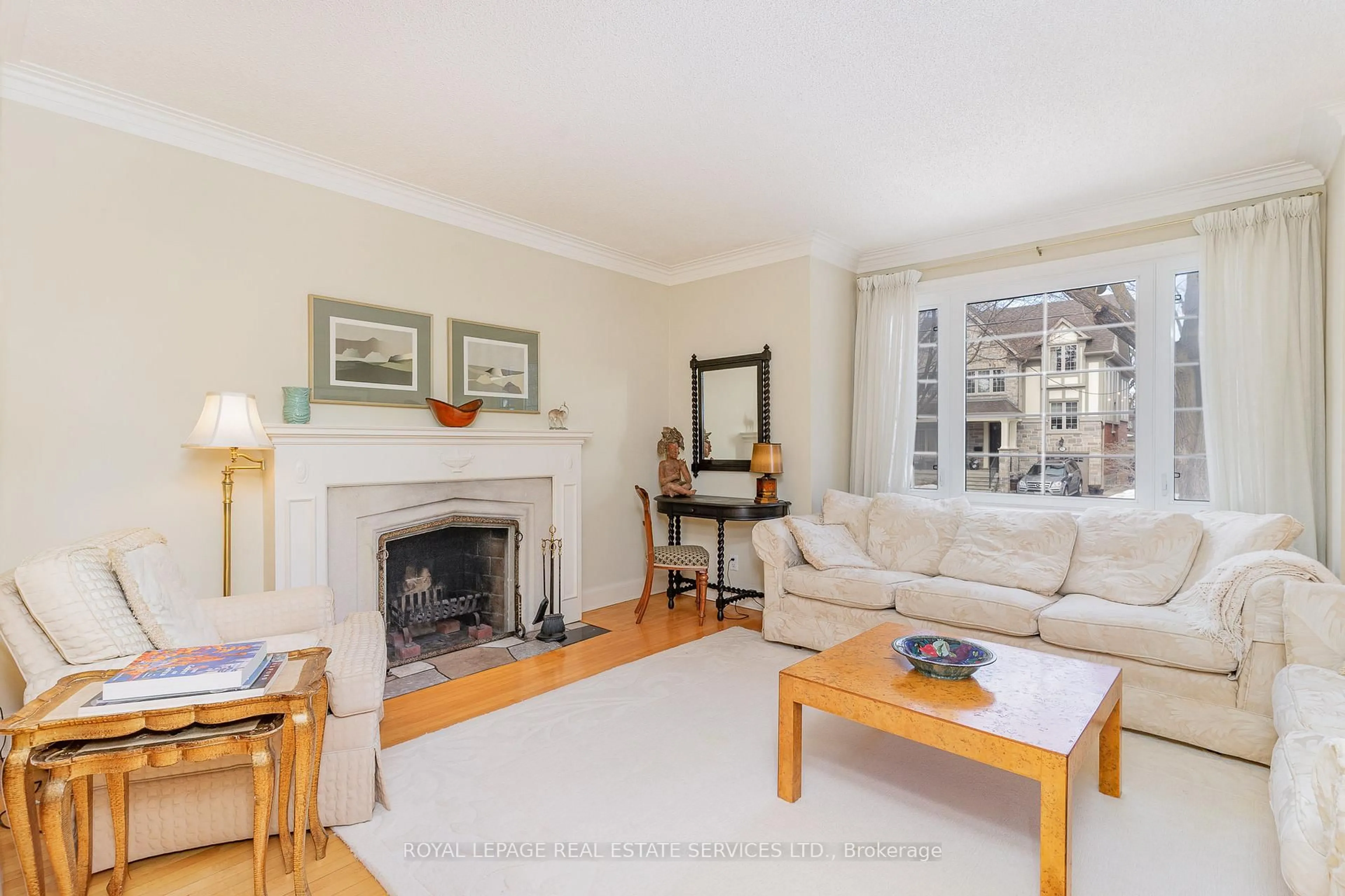 Living room with furniture, unknown for 21 Winston Grve, Toronto Ontario M8Y 2K7