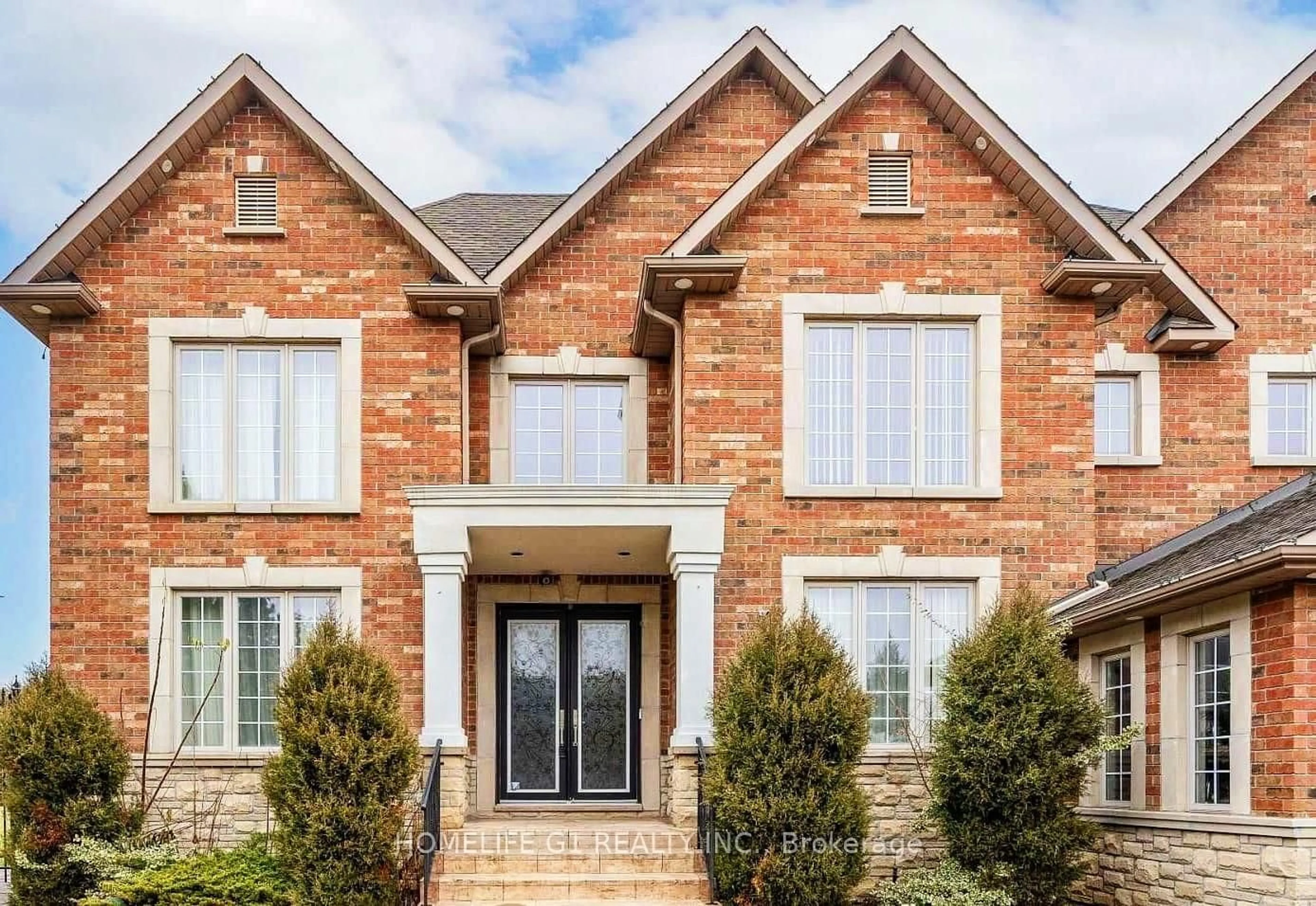 Home with brick exterior material, street for 2489 Olinda Crt, Mississauga Ontario L5C 4P5
