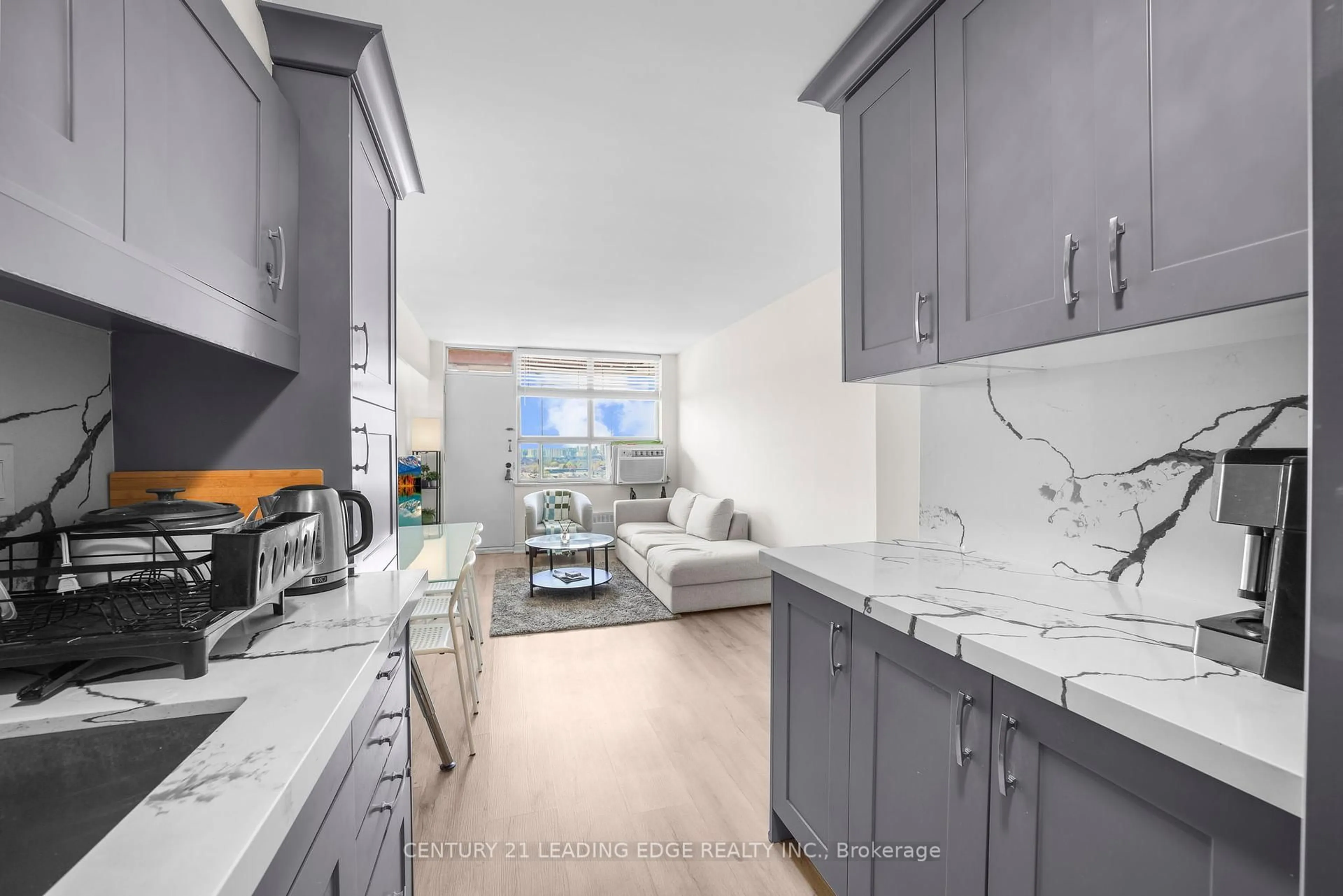Open concept kitchen, unknown for 100 Lotherton Ptwy #807, Toronto Ontario M6B 2G8