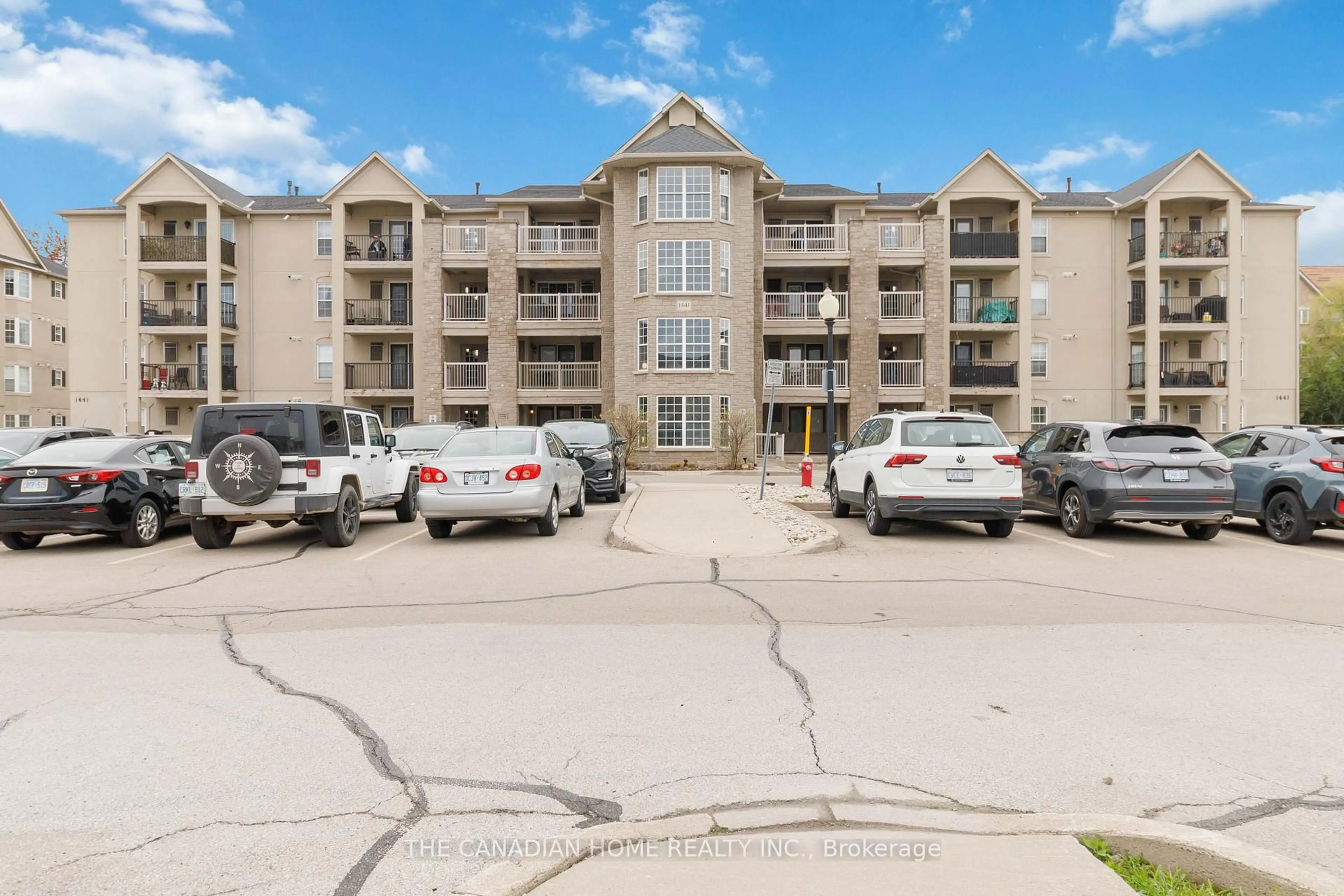 A pic from outside/outdoor area/front of a property/back of a property/a pic from drone, unknown for 1441 Walkers Line #304, Burlington Ontario L7M 4P2