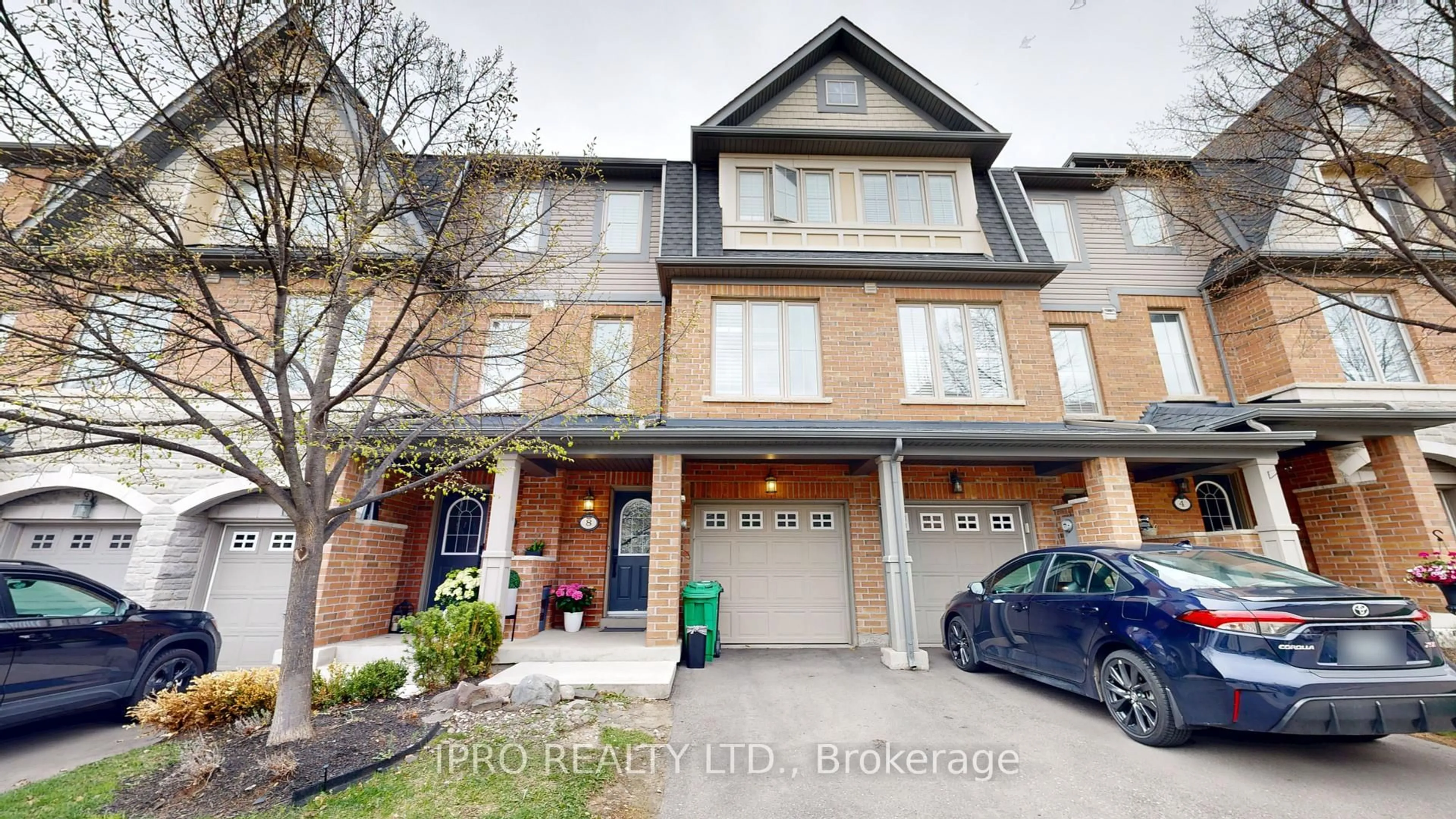 Unknown for 8 Bakewell St, Brampton Ontario L5L 2E5