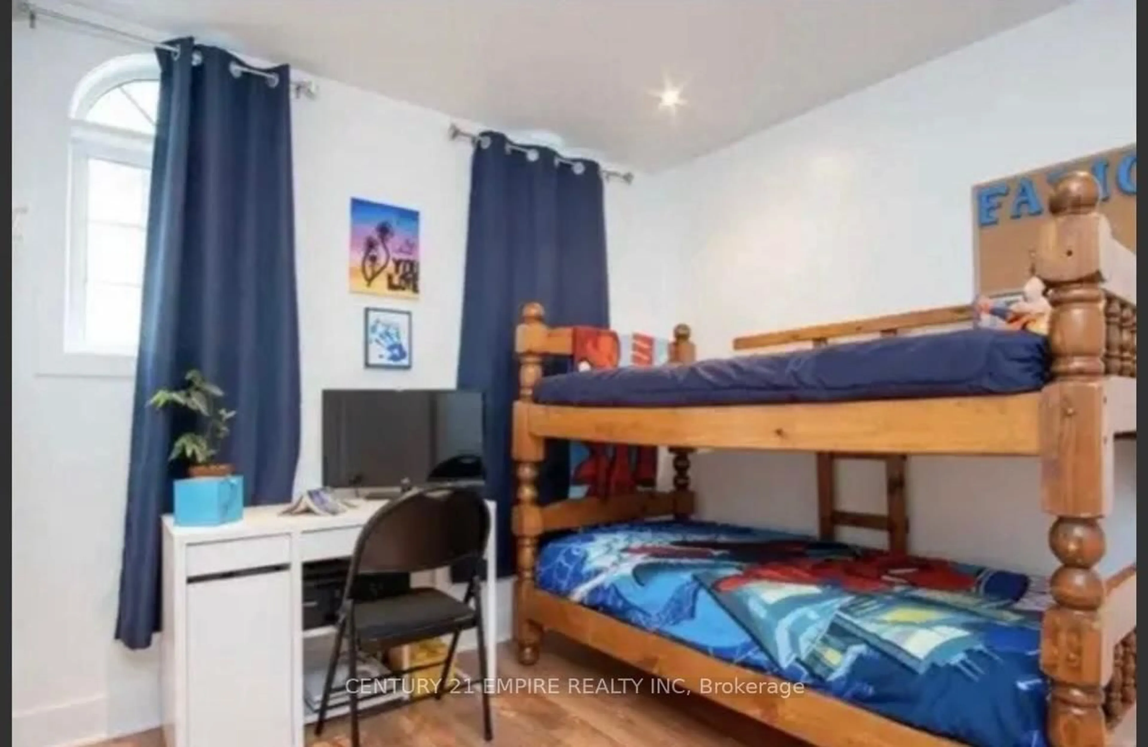 Bedroom with bed, wood/laminate floor for 52 SIDNEY BELSEY Cres #102, Toronto Ontario M6M 5J1