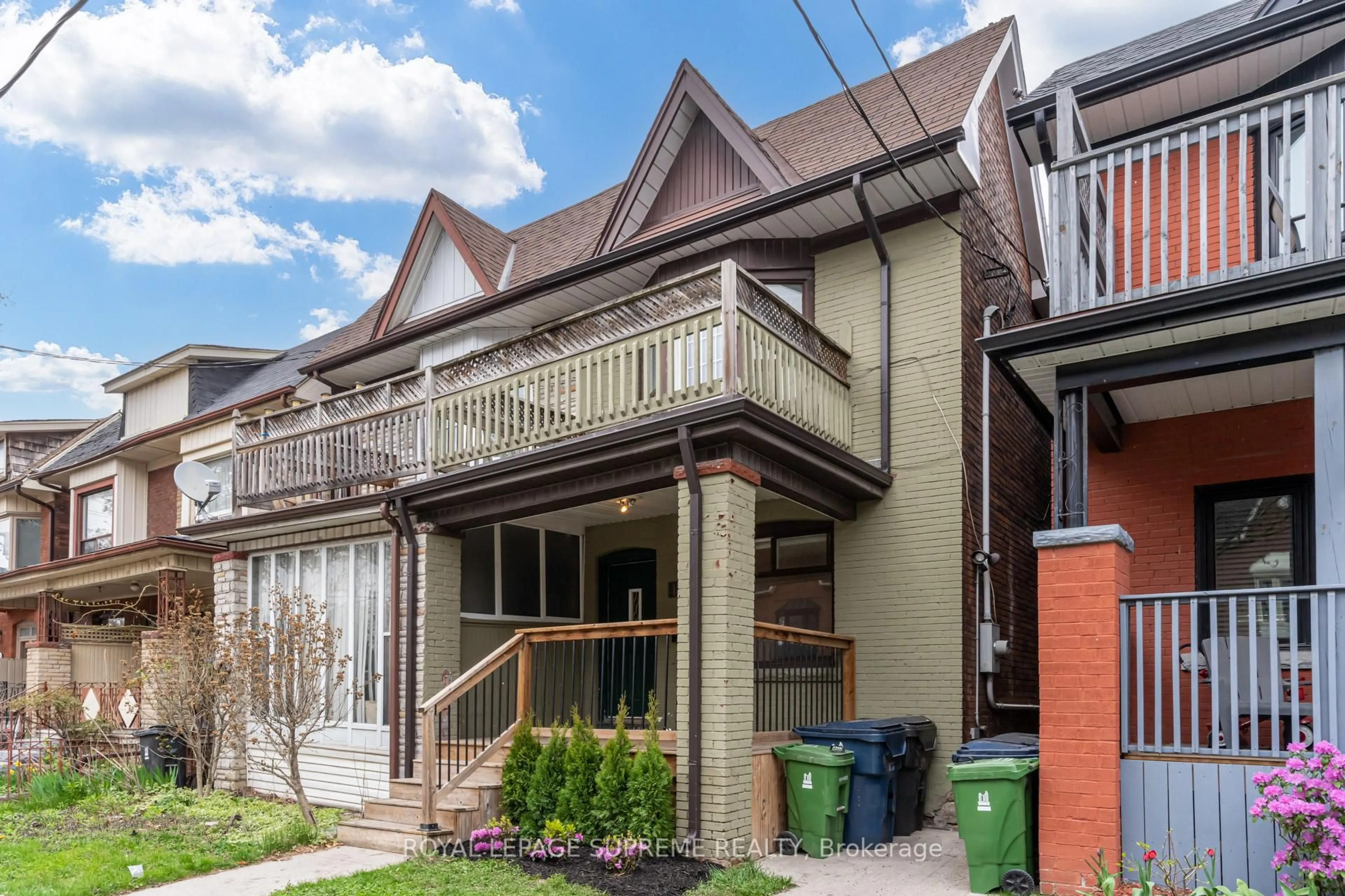 Unknown for 443 Pacific Ave, Toronto Ontario M6P 2R3