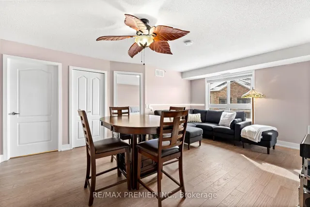 Additional property image - 8 Dayspring Circ Unit 1404