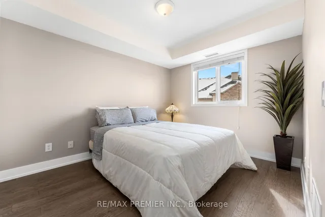 Additional property image - 8 Dayspring Circ Unit 1404