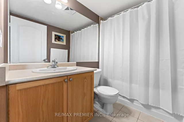 Additional property image - 8 Dayspring Circ Unit 1404