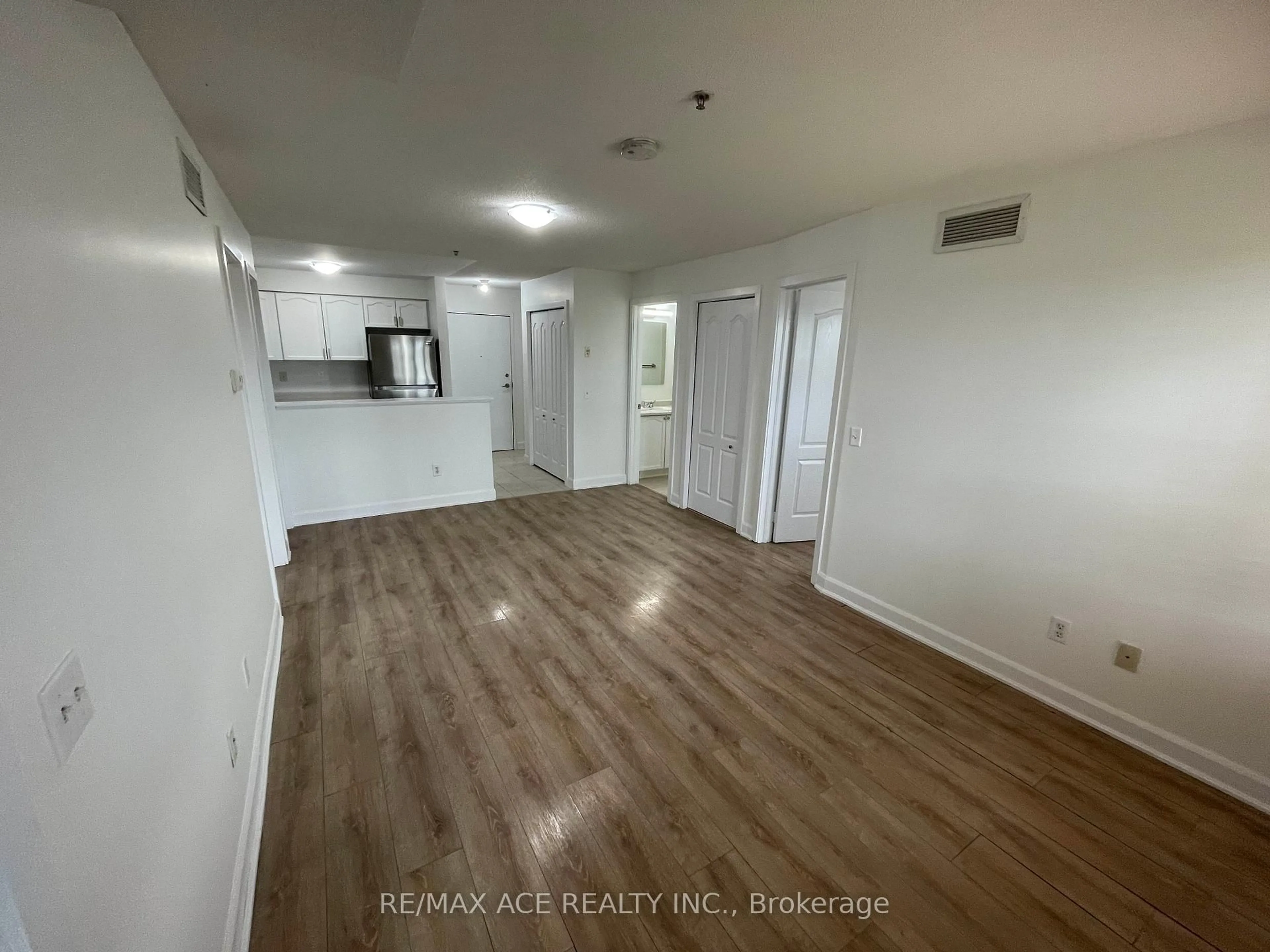 A pic of a room for 6 Dayspring Circ #2104, Brampton Ontario L6P 2Z6