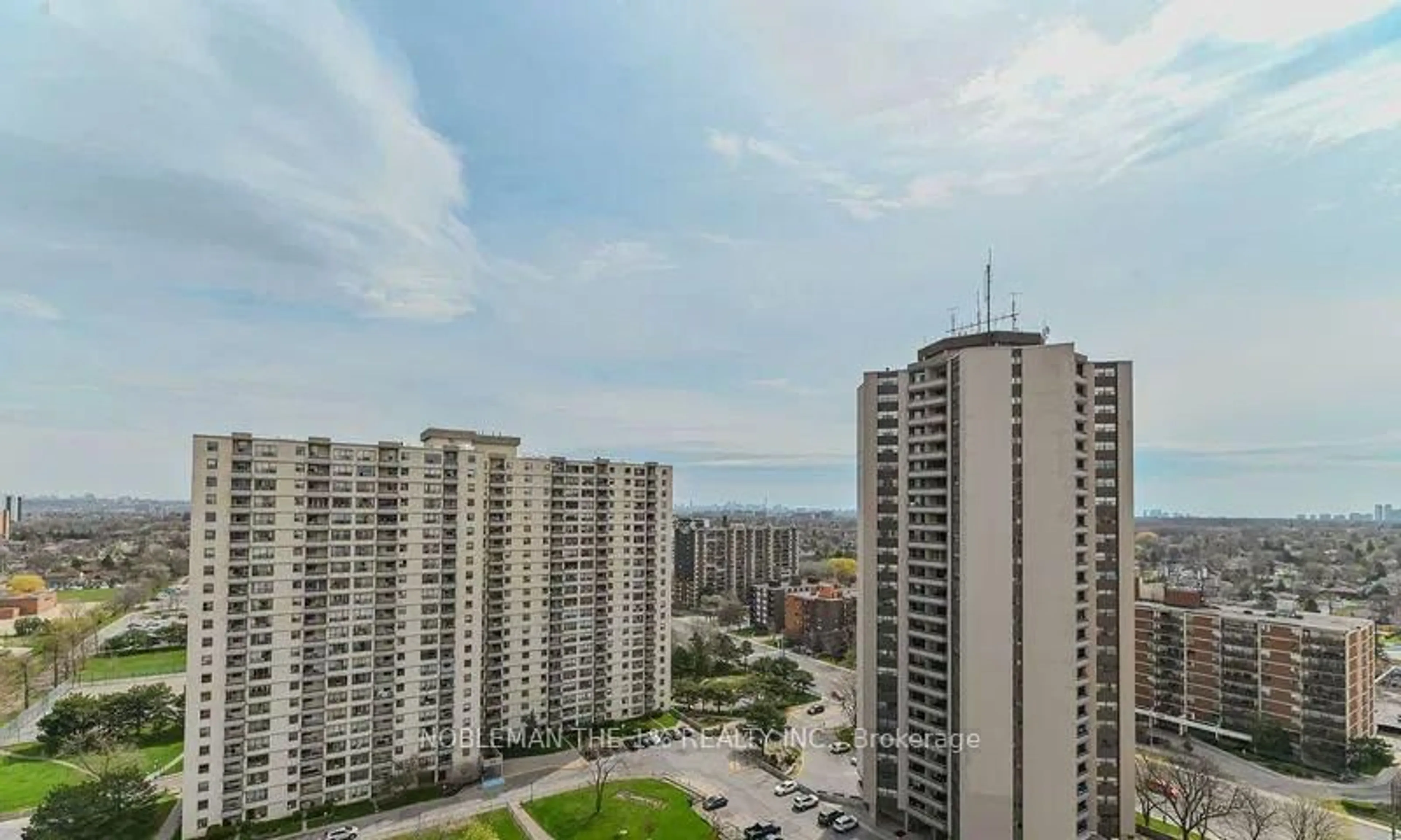 Unknown for 390 Dixon Rd #414, Toronto Ontario M9R 1T4
