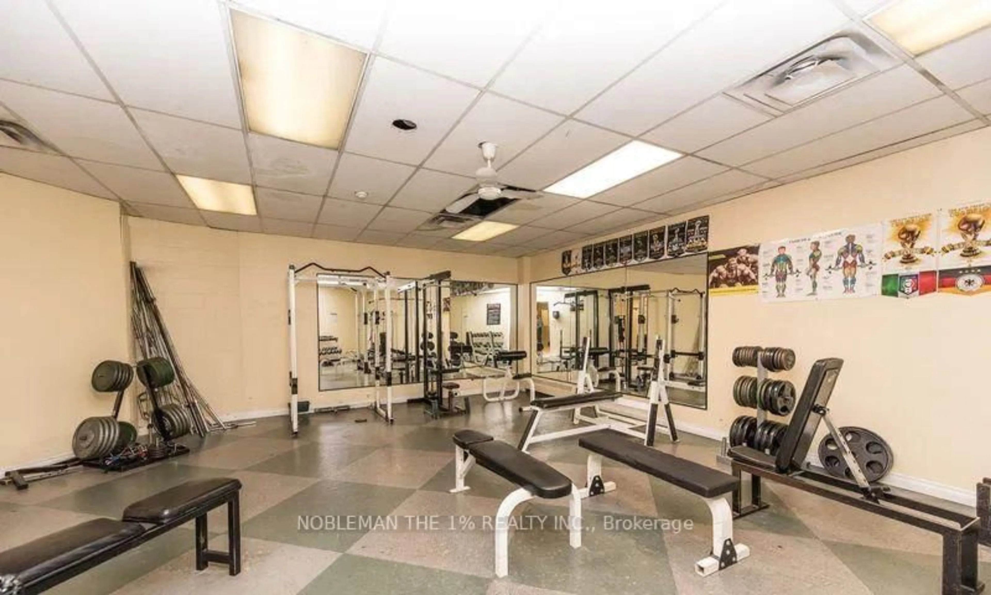 Gym or fitness room for 390 Dixon Rd #414, Toronto Ontario M9R 1T4