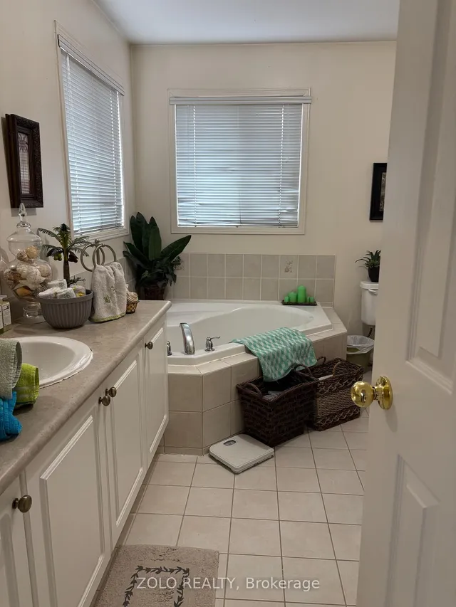 Additional property image - 427 Huntington Ridge Dr