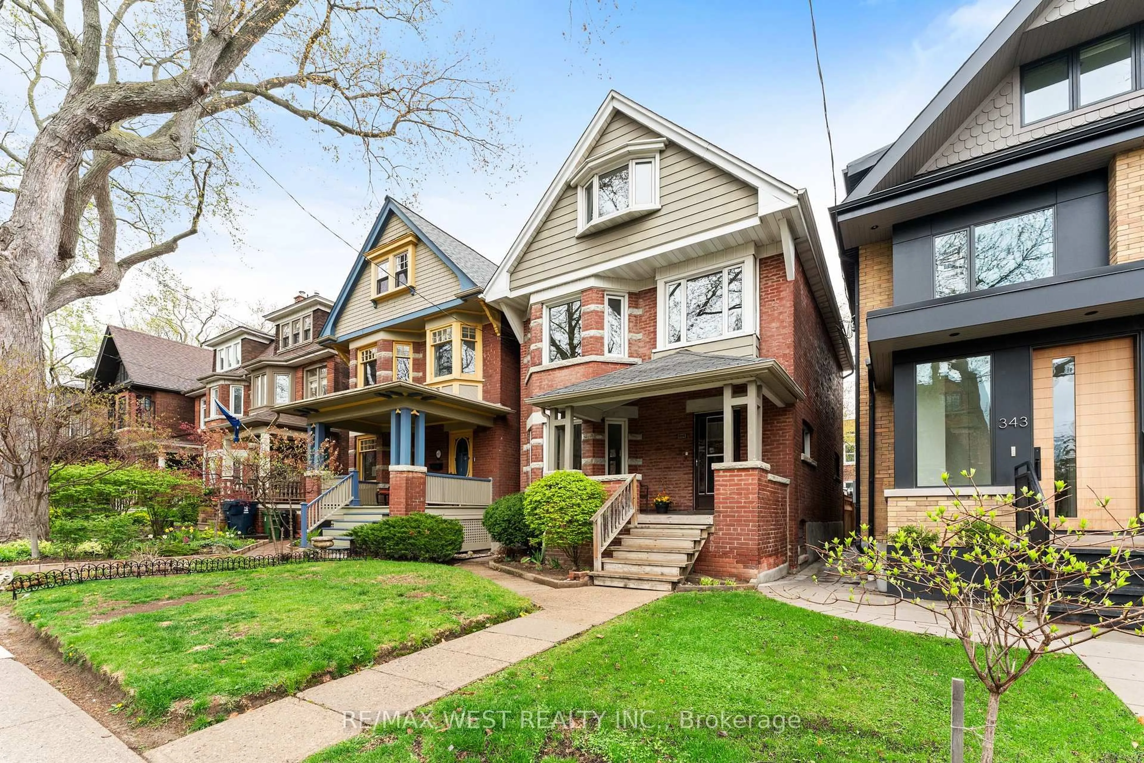 Home with brick exterior material, street for 345 Sunnyside Ave, Toronto Ontario M6R 2R7