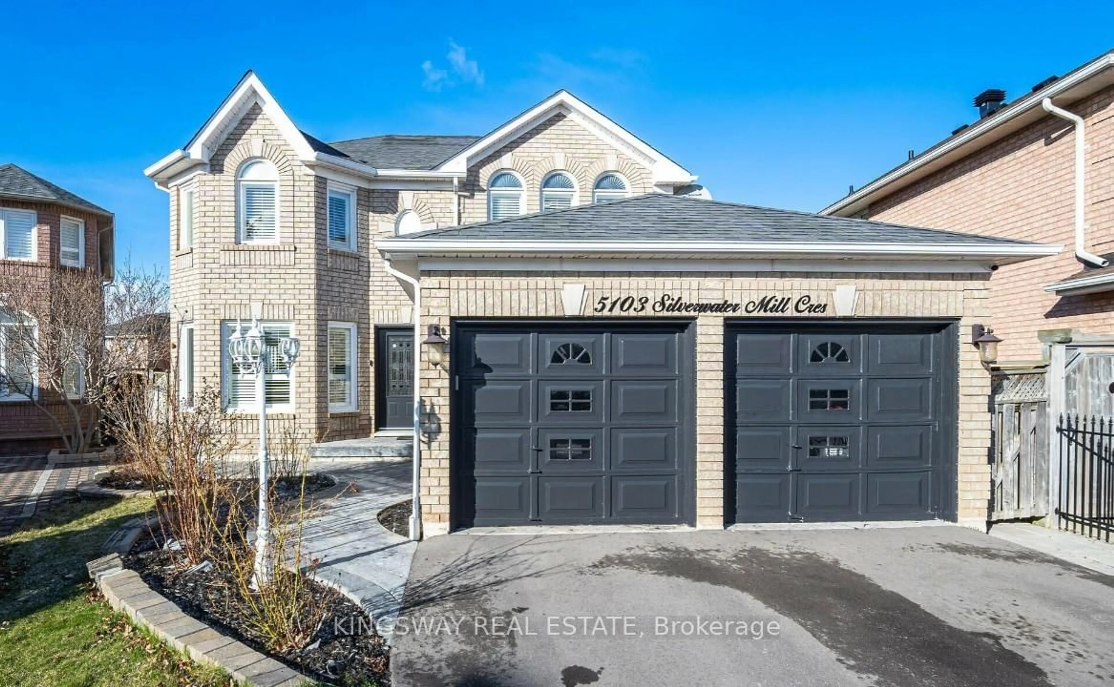 Home with brick exterior material, street for 5103 Silverwater Mill Cres, Mississauga Ontario L5V 2B2