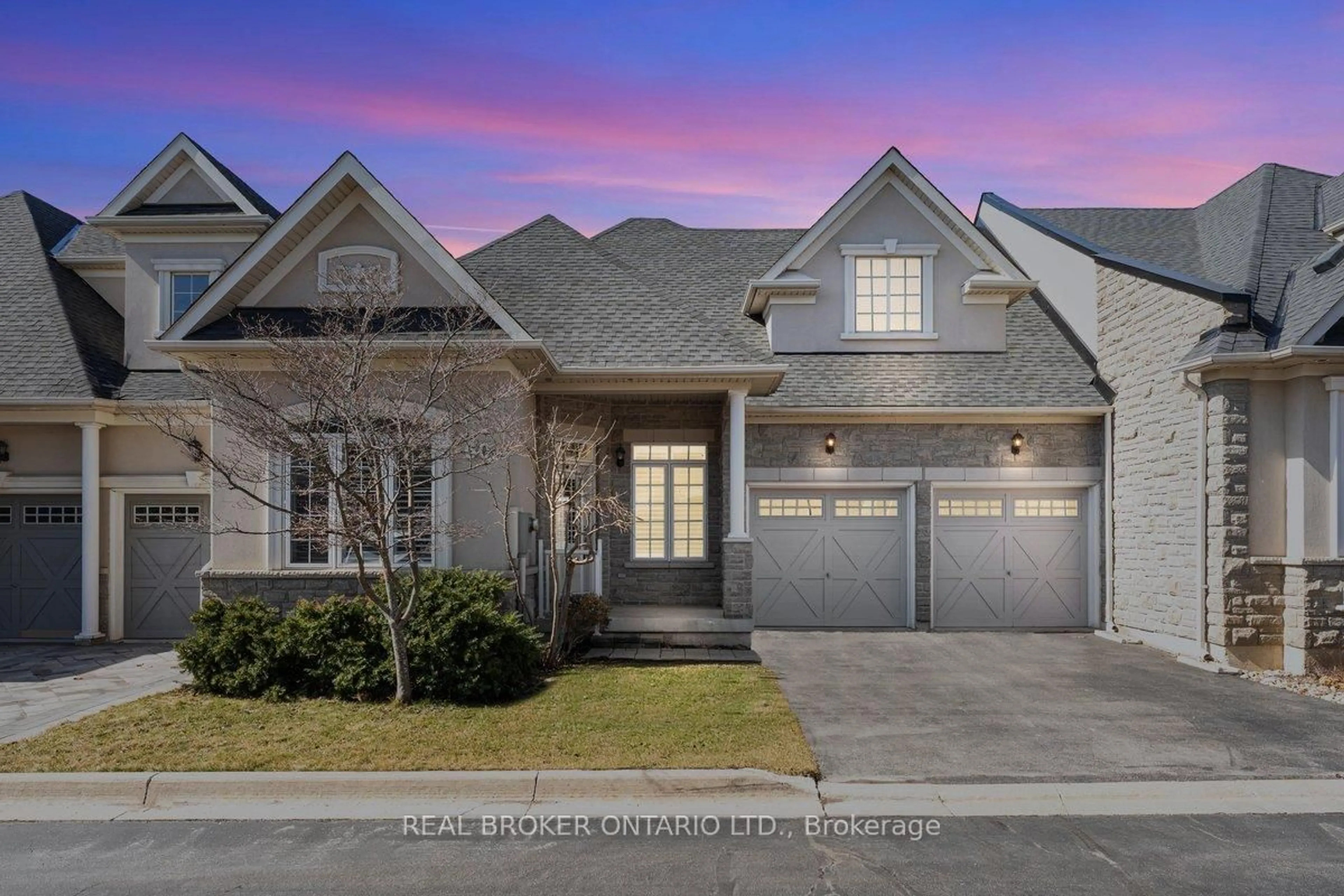 Home with brick exterior material, street for 60 Garrison Sq, Halton Hills Ontario L7G 0B9