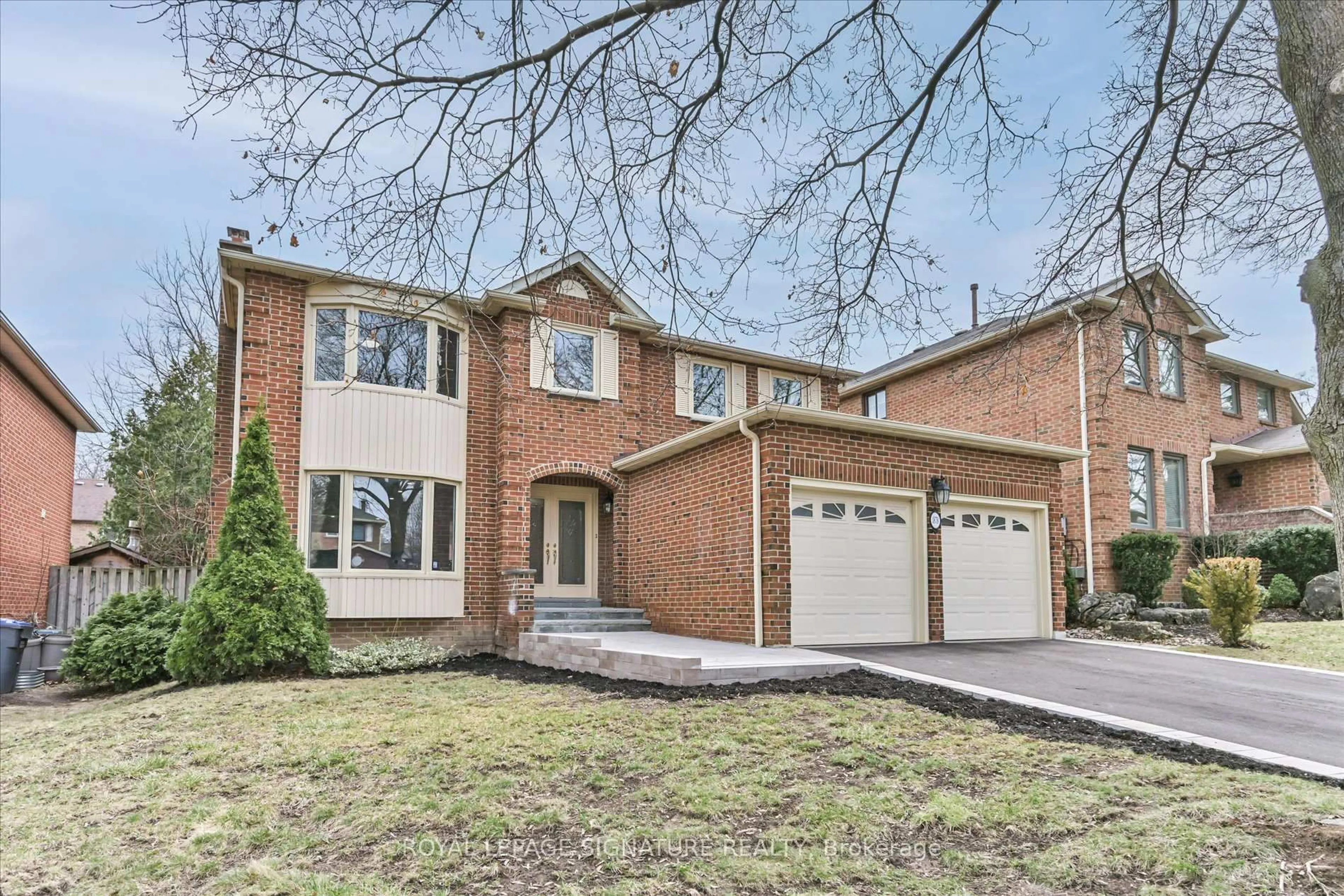 Home with brick exterior material, street for 1878 Flintlock Crt, Mississauga Ontario L5L 3E1