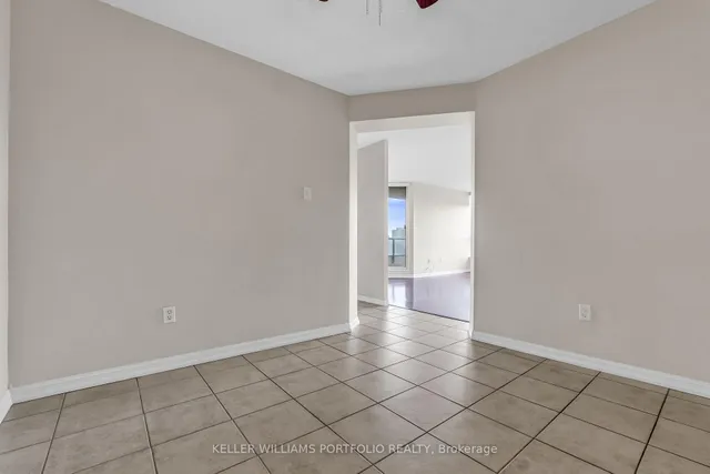 Additional property image - 10 Laurelcrest St Unit 501