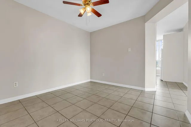 Additional property image - 10 Laurelcrest St Unit 501