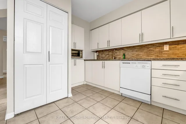 Additional property image - 10 Laurelcrest St Unit 501
