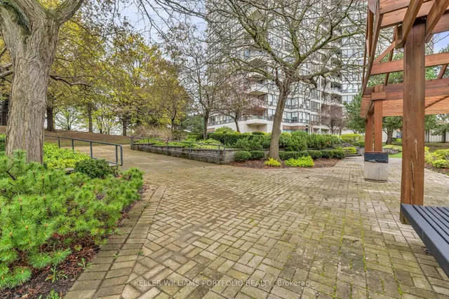 Additional property image - 10 Laurelcrest St Unit 501