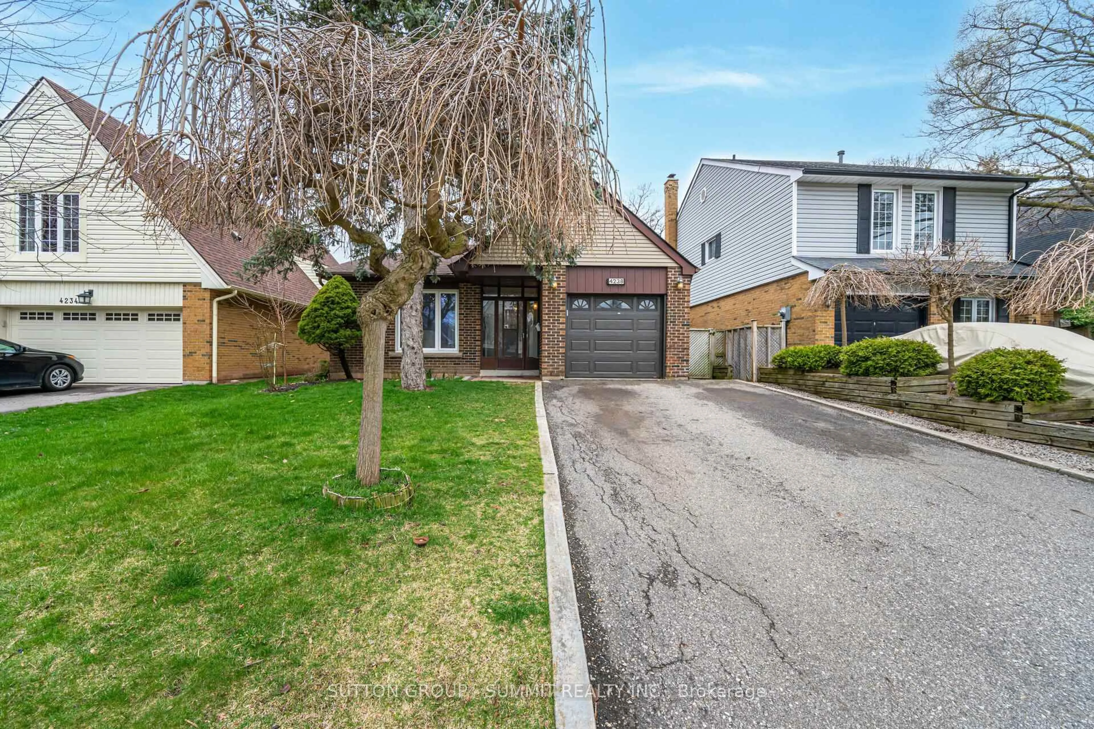 Unknown for 4238 Treetop Cres, Mississauga Ontario L5L 2L9