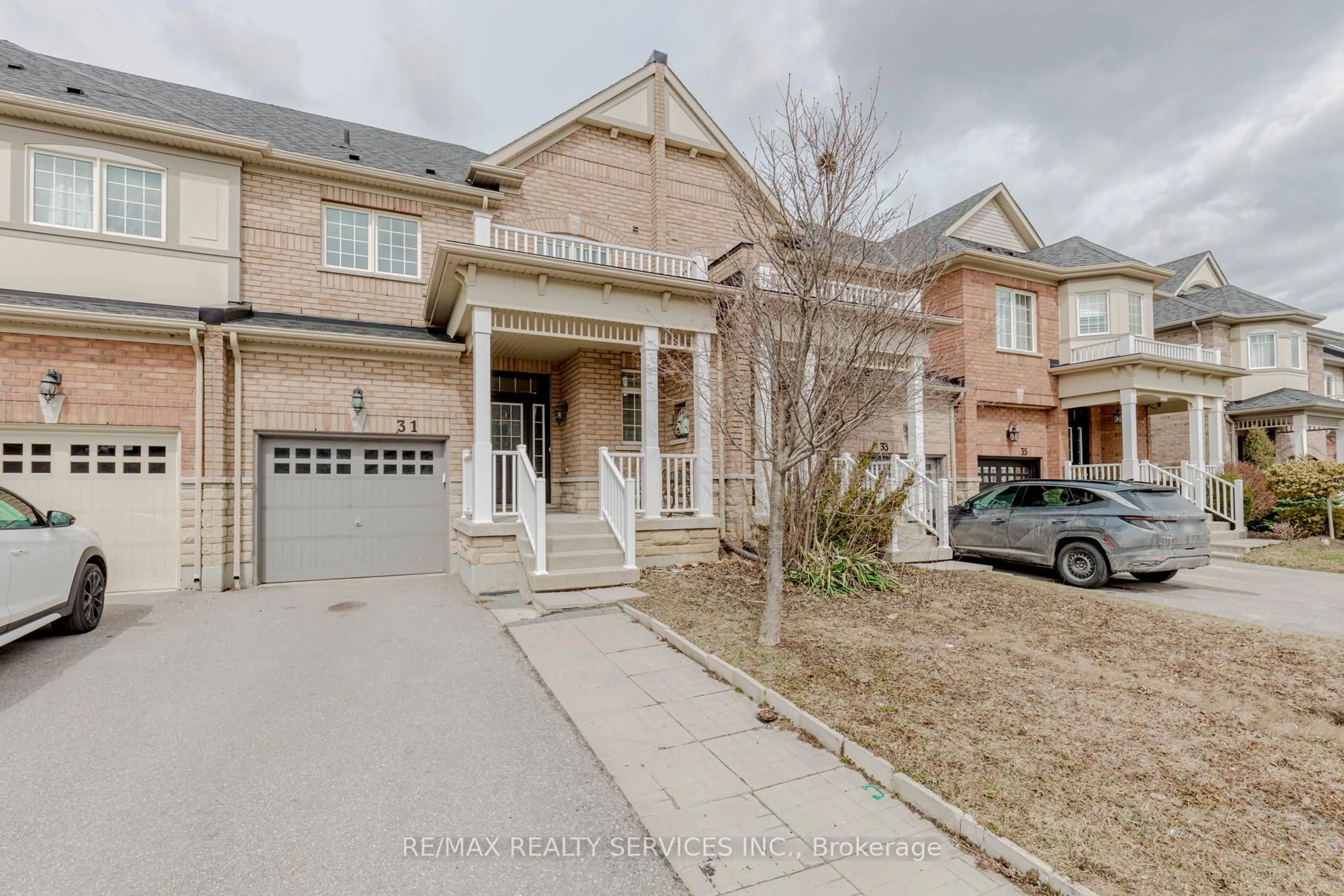 Home with brick exterior material, street for 31 Mccardy Crt, Caledon Ontario L7C 3W9