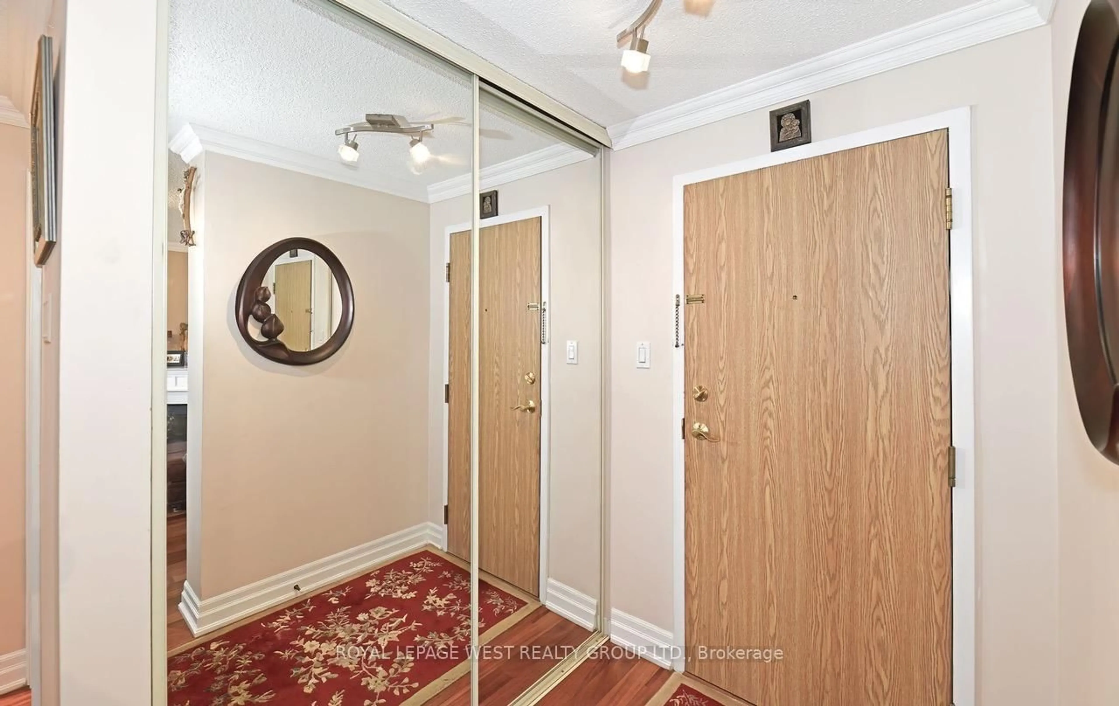 Unknown for 1360 Rathburn Rd #Ph04, Mississauga Ontario L4W 4H4
