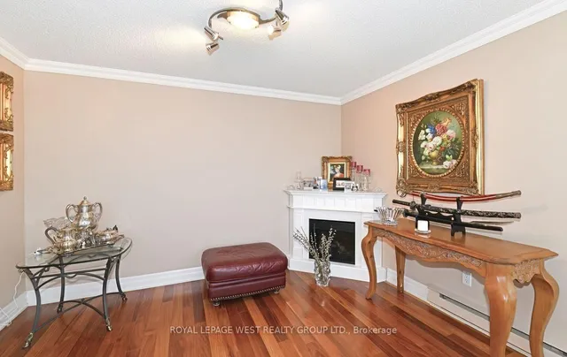 Additional property image - 1360 Rathburn Rd Unit Ph04
